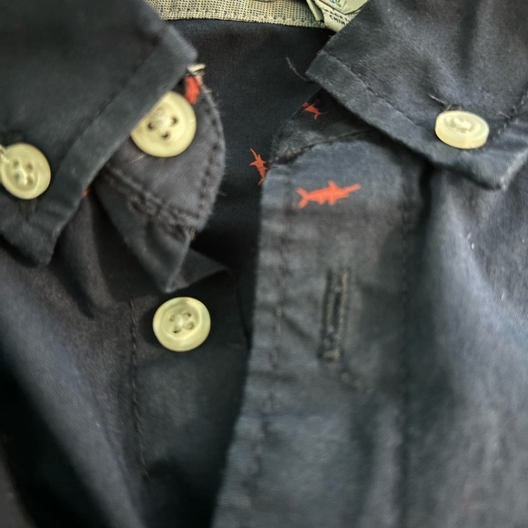 Crown & Ivy Kids Boys Sz 7 Navy Blue Woven Button Down Red Swordfish Cotton Poly - Picture 4 of 6